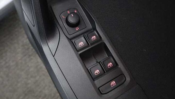 SEAT Arona 1.0 TSI (115ps) FR Limited Edition